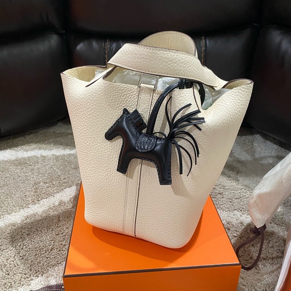 Hermes Handbags - Hermes picotin 18 nata